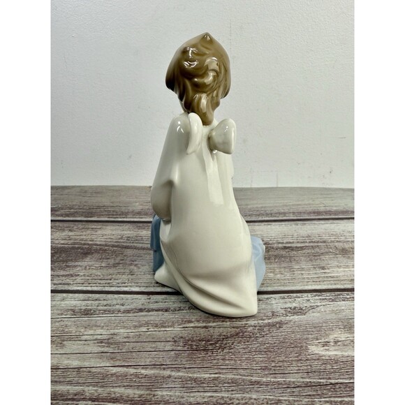 Lladro #4635 Angel protecting a baby Figurine Guardian Angel‎ Spain RETIRED - Picture 7 of 14